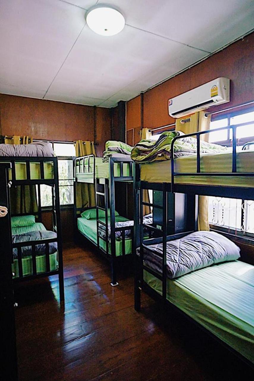 Albergue Oh My Bed Chiang Mai Exterior foto